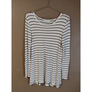 Grace & Lace Womens M Medium Round Neck Long Sleeve White Black Long Sleeve